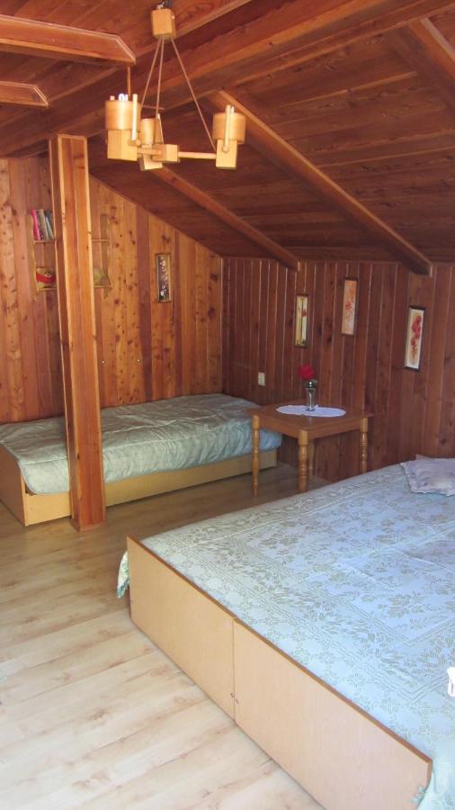 Villa Domek Letniskowy U Basi à Rowy  Extérieur photo